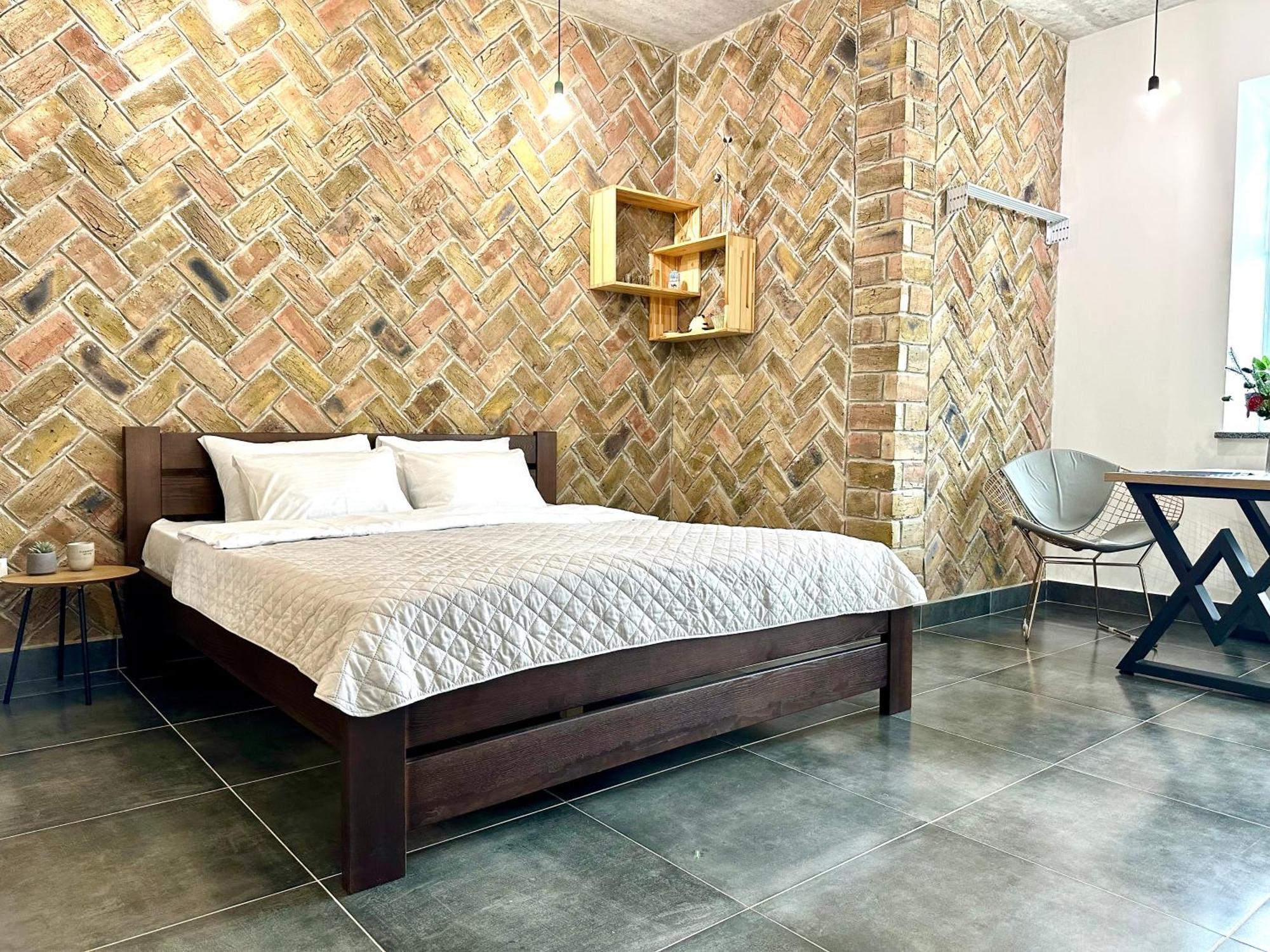 Comfortable Apartments With A Coffee Machine In The City Centre, Zlata Plaza روفنو المظهر الخارجي الصورة